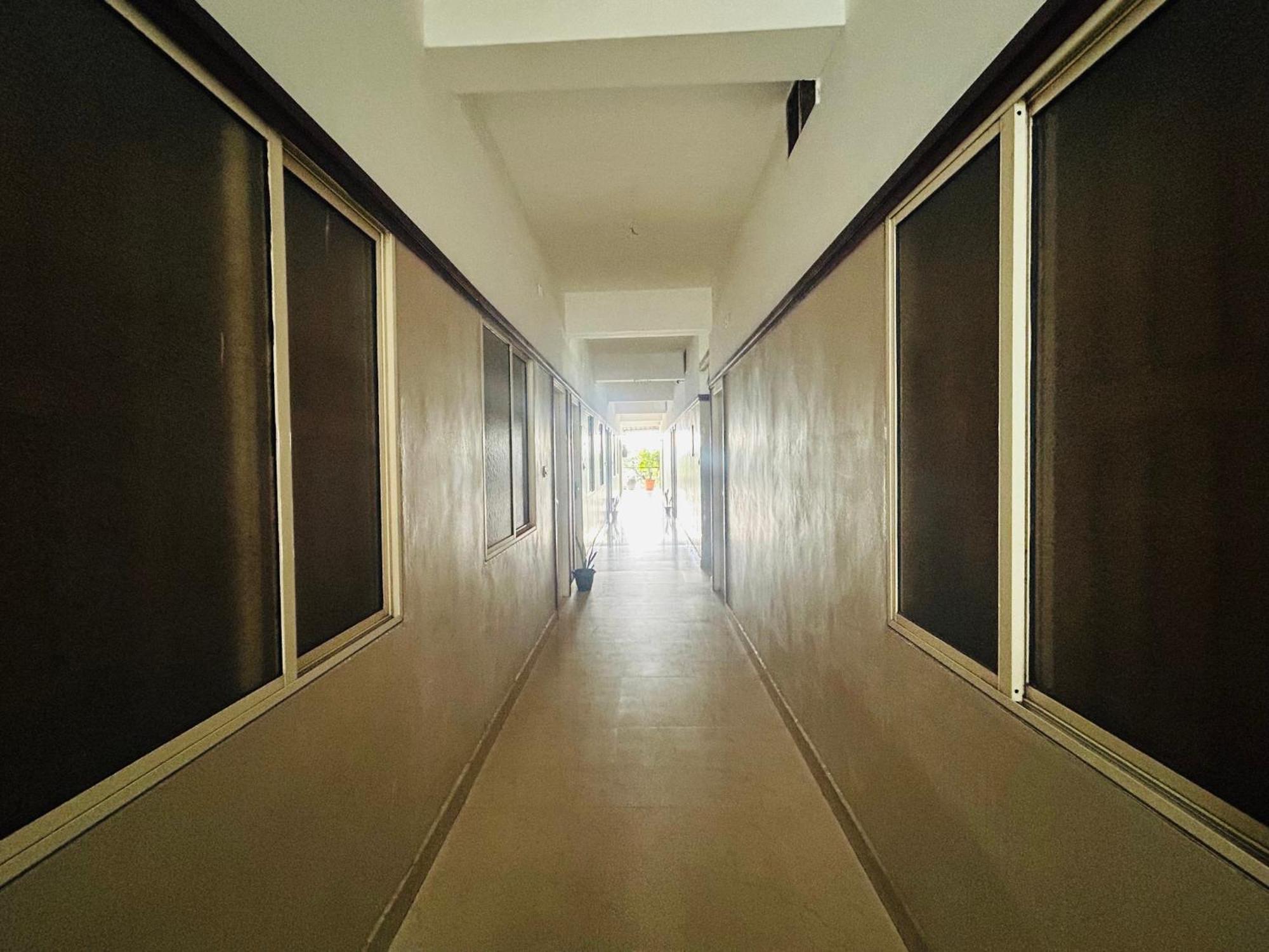 Rio Rooms Medical College Calicut Eksteriør billede