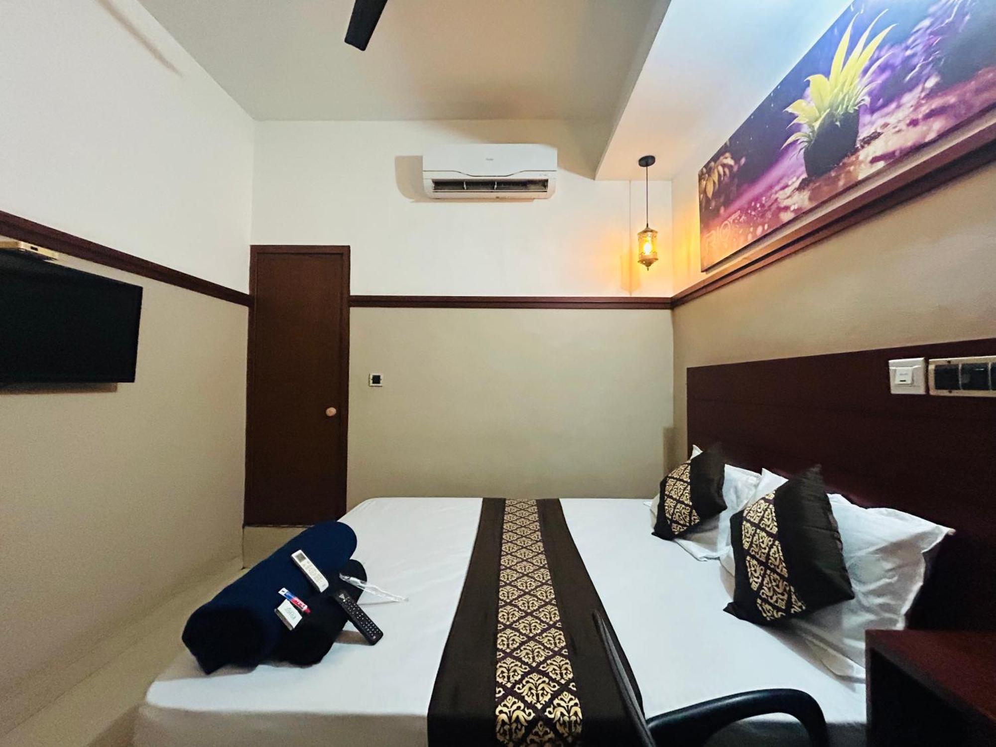 Rio Rooms Medical College Calicut Eksteriør billede