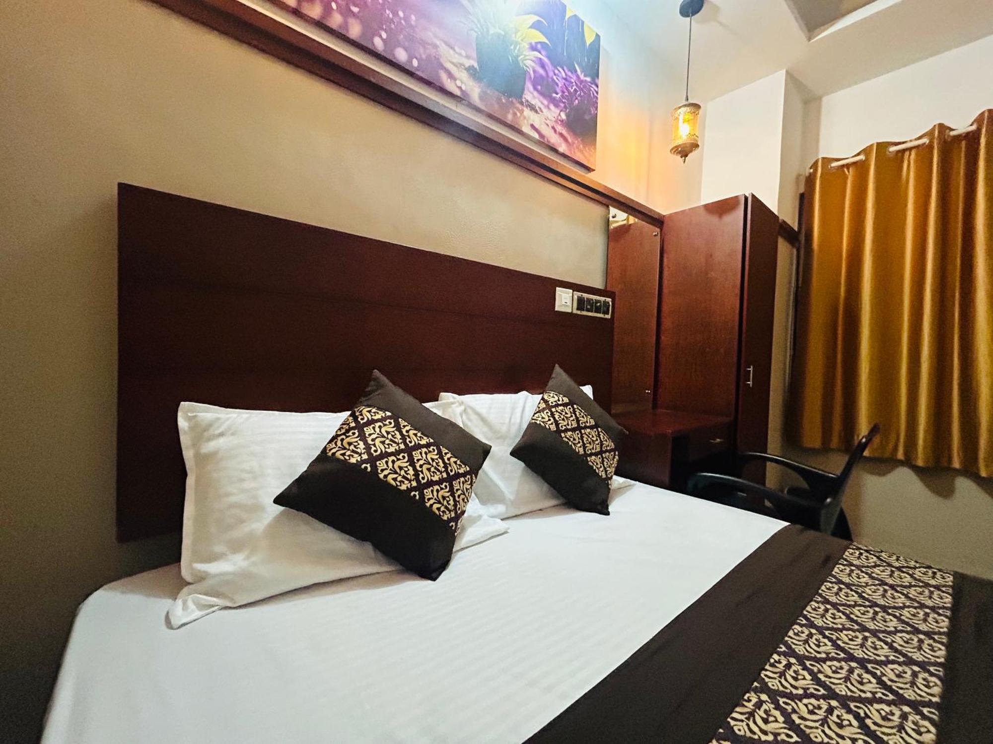 Rio Rooms Medical College Calicut Eksteriør billede